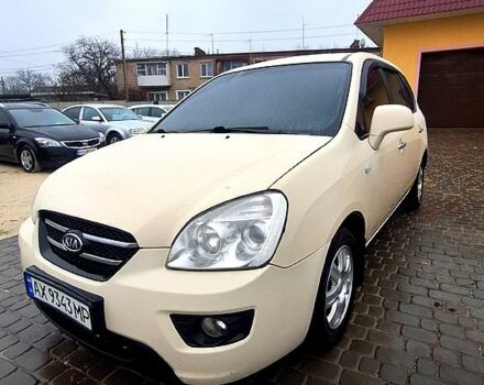 Білий Кіа Каренс, об'ємом двигуна 2 л та пробігом 0 тис. км за 5600 $, фото 1 на Automoto.ua