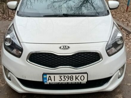 Білий Кіа Каренс, об'ємом двигуна 2 л та пробігом 200 тис. км за 11000 $, фото 1 на Automoto.ua