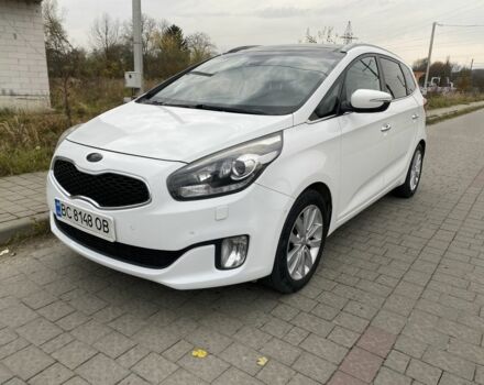 Белый Киа Каренс, объемом двигателя 1.7 л и пробегом 280 тыс. км за 9703 $, фото 1 на Automoto.ua