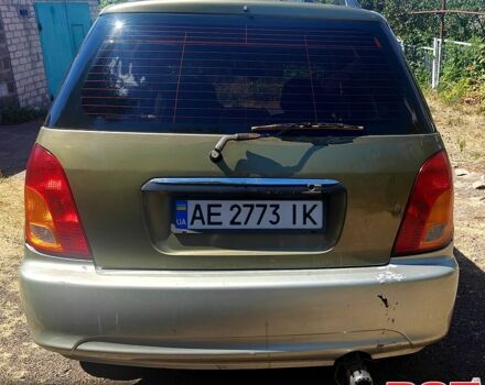 Бежевый Киа Каренс, объемом двигателя 1.8 л и пробегом 338 тыс. км за 3000 $, фото 3 на Automoto.ua