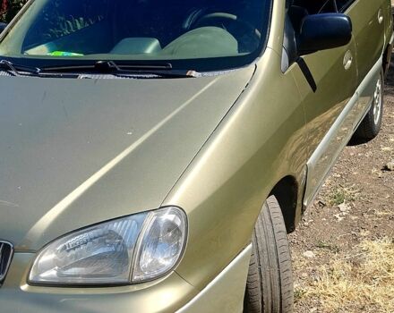 Бежевый Киа Каренс, объемом двигателя 1.8 л и пробегом 338 тыс. км за 3000 $, фото 4 на Automoto.ua