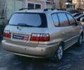 Бежевый Киа Каренс, объемом двигателя 1.8 л и пробегом 281 тыс. км за 4140 $, фото 4 на Automoto.ua