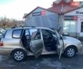 Бежевый Киа Каренс, объемом двигателя 1.8 л и пробегом 281 тыс. км за 4140 $, фото 12 на Automoto.ua