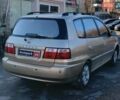 Бежевый Киа Каренс, объемом двигателя 1.8 л и пробегом 281 тыс. км за 4140 $, фото 4 на Automoto.ua