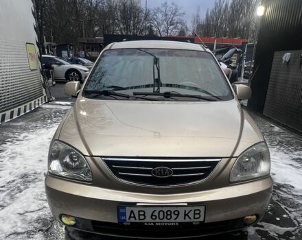 Бежевий Кіа Каренс, об'ємом двигуна 1.8 л та пробігом 291 тис. км за 3900 $, фото 1 на Automoto.ua