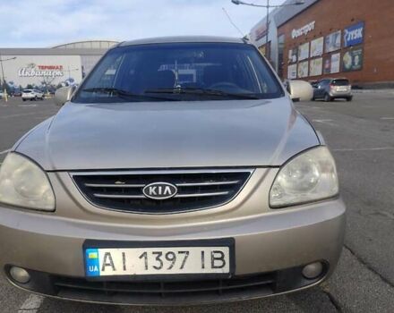 Бежевий Кіа Каренс, об'ємом двигуна 1.8 л та пробігом 327 тис. км за 4000 $, фото 3 на Automoto.ua