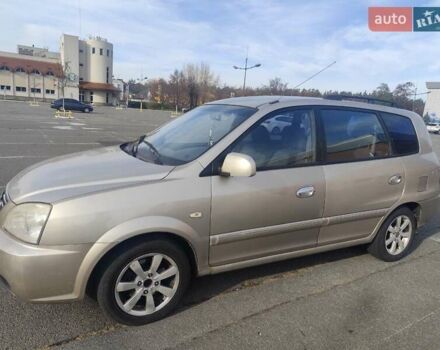 Бежевий Кіа Каренс, об'ємом двигуна 1.8 л та пробігом 327 тис. км за 4000 $, фото 5 на Automoto.ua