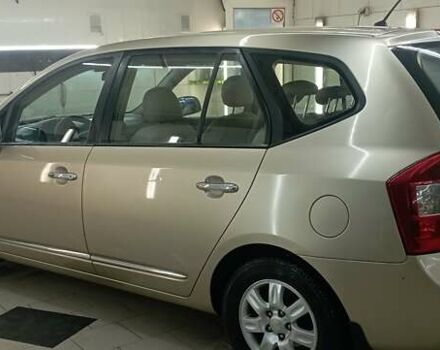 Бежевый Киа Каренс, объемом двигателя 2 л и пробегом 196 тыс. км за 4900 $, фото 11 на Automoto.ua