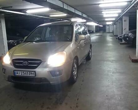 Бежевый Киа Каренс, объемом двигателя 2 л и пробегом 196 тыс. км за 4900 $, фото 5 на Automoto.ua