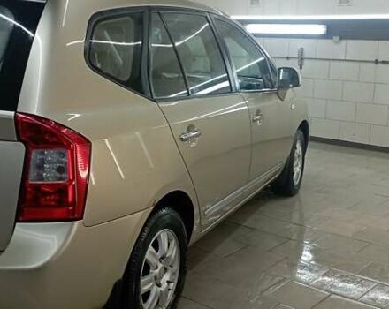 Бежевый Киа Каренс, объемом двигателя 2 л и пробегом 196 тыс. км за 4900 $, фото 10 на Automoto.ua