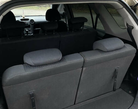 Бежевый Киа Каренс, объемом двигателя 1.98 л и пробегом 195 тыс. км за 6300 $, фото 18 на Automoto.ua