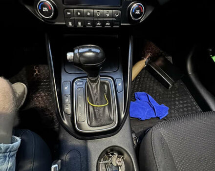 Бежевый Киа Каренс, объемом двигателя 1.69 л и пробегом 130 тыс. км за 13000 $, фото 19 на Automoto.ua