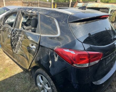 Черный Киа Каренс, объемом двигателя 1.7 л и пробегом 2 тыс. км за 3600 $, фото 1 на Automoto.ua