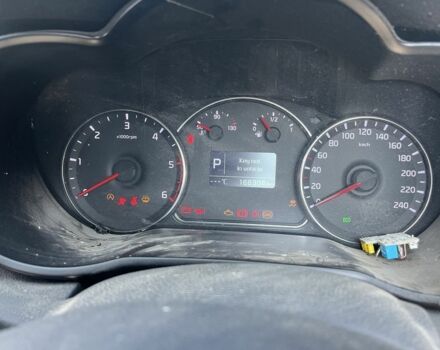 Черный Киа Каренс, объемом двигателя 1.7 л и пробегом 2 тыс. км за 3600 $, фото 4 на Automoto.ua