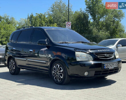 Черный Киа Каренс, объемом двигателя 2 л и пробегом 247 тыс. км за 4355 $, фото 8 на Automoto.ua
