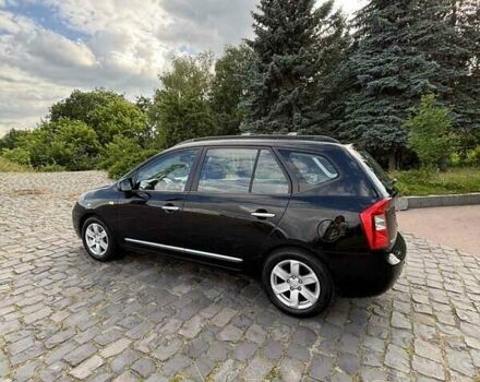 Черный Киа Каренс, объемом двигателя 2 л и пробегом 188 тыс. км за 7200 $, фото 4 на Automoto.ua