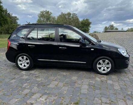 Черный Киа Каренс, объемом двигателя 2 л и пробегом 188 тыс. км за 7200 $, фото 3 на Automoto.ua