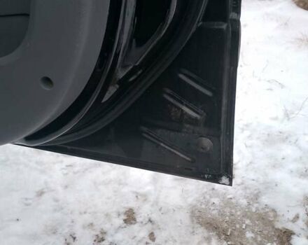 Черный Киа Каренс, объемом двигателя 2 л и пробегом 320 тыс. км за 5830 $, фото 15 на Automoto.ua