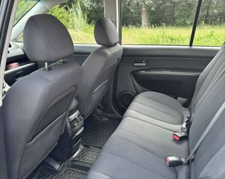 Черный Киа Каренс, объемом двигателя 2 л и пробегом 188 тыс. км за 7200 $, фото 9 на Automoto.ua