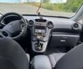 Черный Киа Каренс, объемом двигателя 2 л и пробегом 188 тыс. км за 7200 $, фото 7 на Automoto.ua