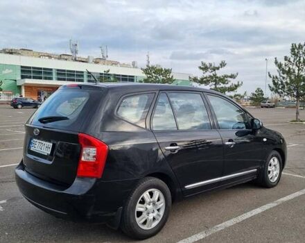 Черный Киа Каренс, объемом двигателя 2 л и пробегом 347 тыс. км за 5500 $, фото 3 на Automoto.ua