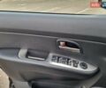 Черный Киа Каренс, объемом двигателя 2 л и пробегом 347 тыс. км за 5500 $, фото 8 на Automoto.ua