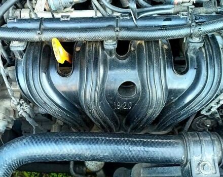 Черный Киа Каренс, объемом двигателя 2 л и пробегом 276 тыс. км за 5500 $, фото 4 на Automoto.ua
