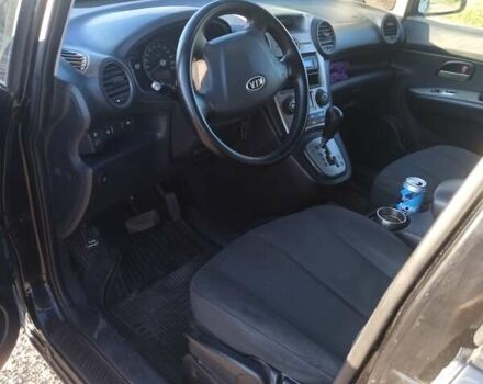 Чорний Кіа Каренс, об'ємом двигуна 2 л та пробігом 234 тис. км за 5500 $, фото 6 на Automoto.ua