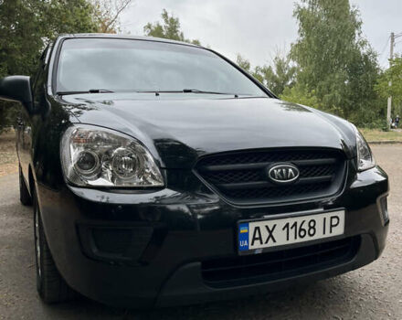 Кіа Каренс 2008 у Харкові на Automoto.ua Чорний Кіа Каренс, об'ємом двигуна 2 л та пробігом 207 тис. км за 7000 $, фото 1 на Automoto.ua