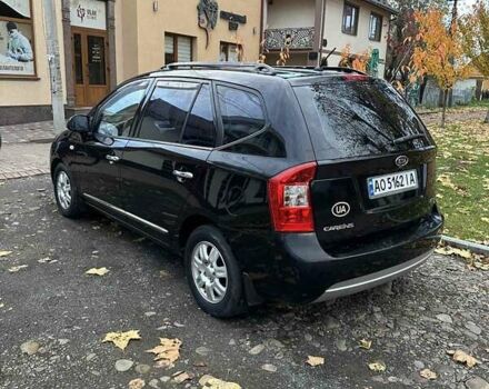 Киа Каренс 2008 в Хусте на Automoto.ua Черный Киа Каренс, объемом двигателя 2 л и пробегом 125 тыс. км за 6700 $, фото 4 на Automoto.ua