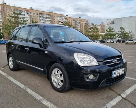 Черный Киа Каренс, объемом двигателя 2 л и пробегом 347 тыс. км за 5500 $, фото 1 на Automoto.ua