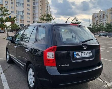 Черный Киа Каренс, объемом двигателя 2 л и пробегом 347 тыс. км за 5500 $, фото 2 на Automoto.ua