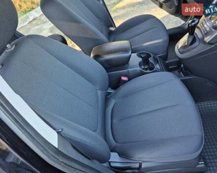 Чорний Кіа Каренс, об'ємом двигуна 2 л та пробігом 88 тис. км за 6450 $, фото 41 на Automoto.ua