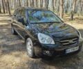 Черный Киа Каренс, объемом двигателя 2 л и пробегом 195 тыс. км за 5700 $, фото 4 на Automoto.ua