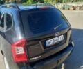 Черный Киа Каренс, объемом двигателя 2 л и пробегом 231 тыс. км за 6000 $, фото 1 на Automoto.ua