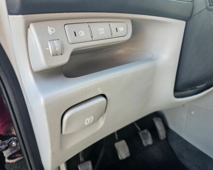 Черный Киа Каренс, объемом двигателя 0 л и пробегом 230 тыс. км за 6900 $, фото 6 на Automoto.ua