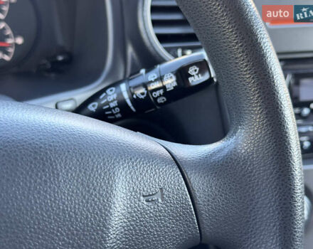 Черный Киа Каренс, объемом двигателя 2 л и пробегом 148 тыс. км за 7250 $, фото 25 на Automoto.ua
