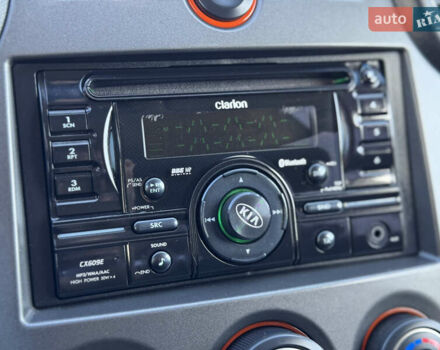 Черный Киа Каренс, объемом двигателя 2 л и пробегом 148 тыс. км за 7250 $, фото 27 на Automoto.ua