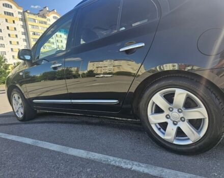 Черный Киа Каренс, объемом двигателя 0 л и пробегом 230 тыс. км за 6900 $, фото 9 на Automoto.ua