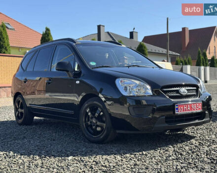 Черный Киа Каренс, объемом двигателя 2 л и пробегом 148 тыс. км за 7250 $, фото 1 на Automoto.ua