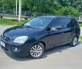 Черный Киа Каренс, объемом двигателя 2 л и пробегом 240 тыс. км за 6750 $, фото 3 на Automoto.ua