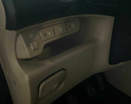 Черный Киа Каренс, объемом двигателя 1.6 л и пробегом 269 тыс. км за 7500 $, фото 12 на Automoto.ua