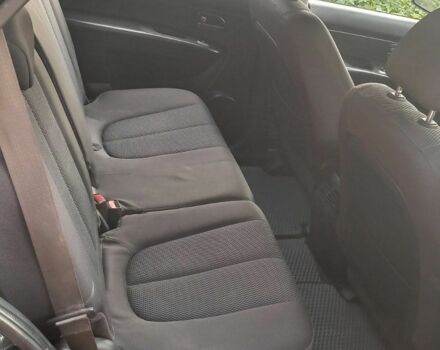 Черный Киа Каренс, объемом двигателя 2 л и пробегом 240 тыс. км за 6750 $, фото 14 на Automoto.ua