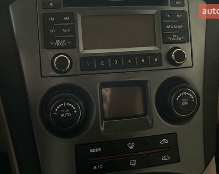 Чорний Кіа Каренс, об'ємом двигуна 1.58 л та пробігом 269 тис. км за 7500 $, фото 13 на Automoto.ua