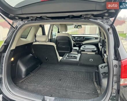 Черный Киа Каренс, объемом двигателя 1.69 л и пробегом 179 тыс. км за 10950 $, фото 154 на Automoto.ua