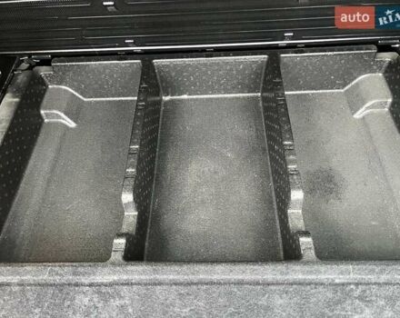 Черный Киа Каренс, объемом двигателя 1.69 л и пробегом 179 тыс. км за 10950 $, фото 124 на Automoto.ua