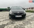 Черный Киа Каренс, объемом двигателя 1.69 л и пробегом 179 тыс. км за 10950 $, фото 2 на Automoto.ua