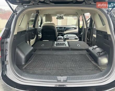 Черный Киа Каренс, объемом двигателя 1.69 л и пробегом 179 тыс. км за 10950 $, фото 147 на Automoto.ua