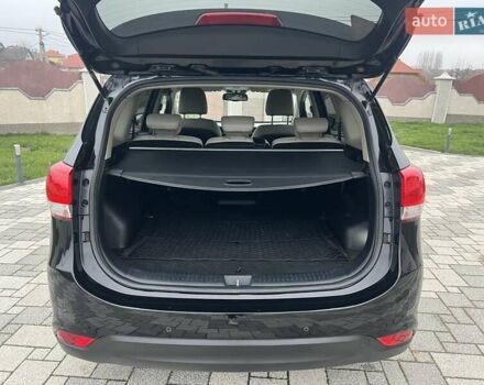 Черный Киа Каренс, объемом двигателя 1.69 л и пробегом 179 тыс. км за 10950 $, фото 125 на Automoto.ua