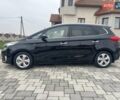 Черный Киа Каренс, объемом двигателя 1.69 л и пробегом 179 тыс. км за 10950 $, фото 43 на Automoto.ua
